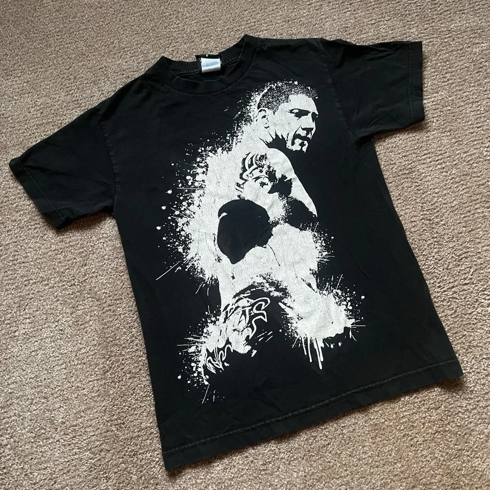 VTG 00’s / Y2K WWE Bautista “Walk Alone Black Tee